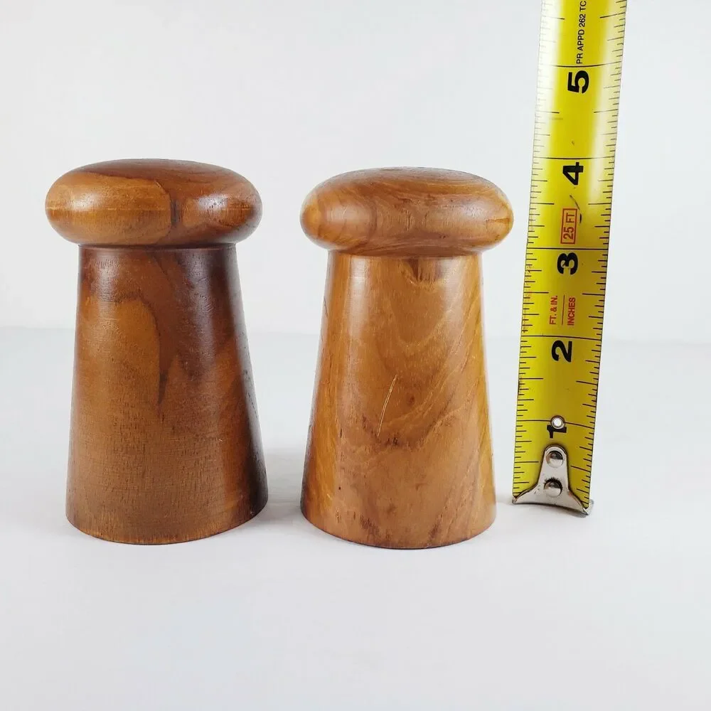 VTG Mushroom Shape Wood Salt & Pepper Shakers Danish Style Cottage MCM